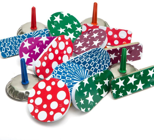 Assorted colour metal noisemakers, 1 per package